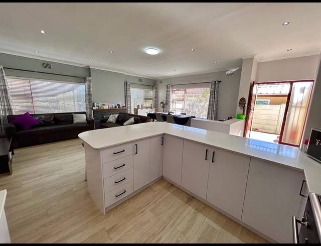 4 BEDROOM HOUSE FOR SALE IN GOODWOOD ESTATE